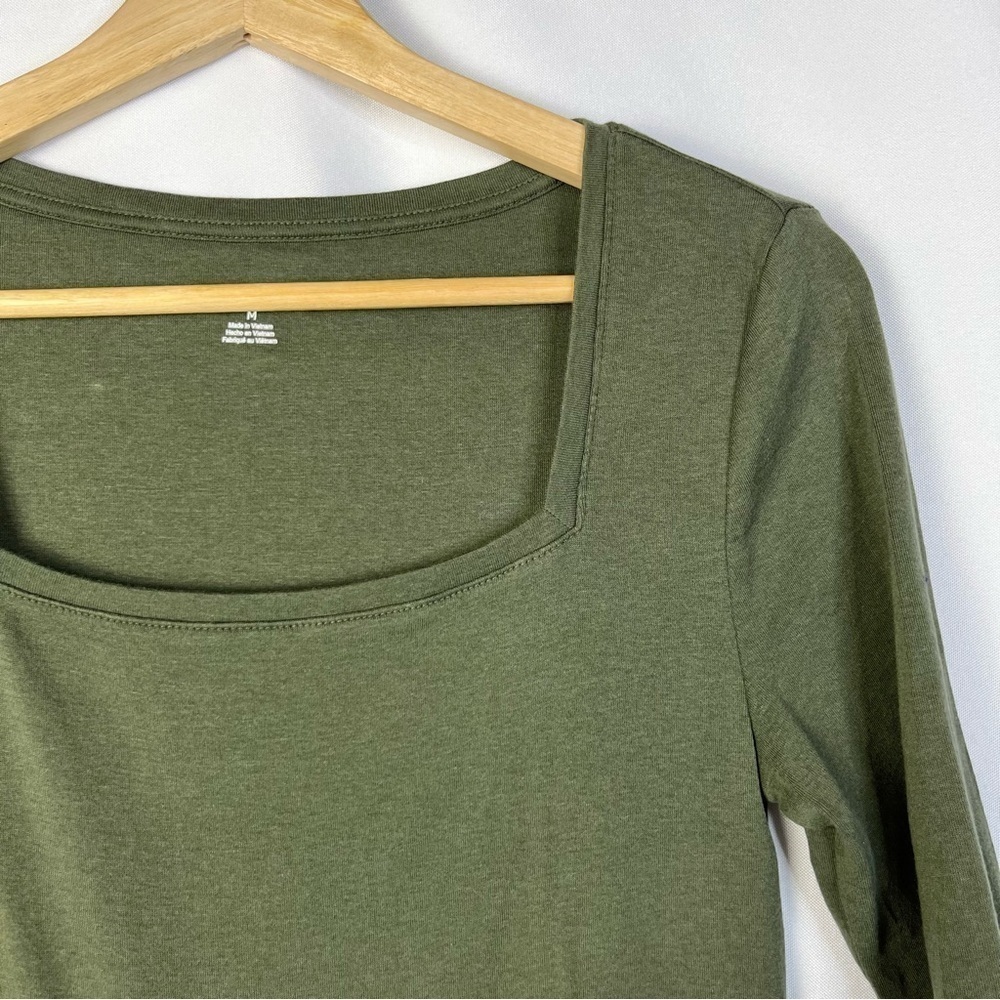 Amazon Essentials Olive Green Square Neck Short S… - image 4